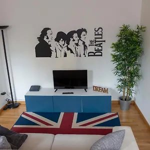https://number-3-charming-appartment-old-town-parma.emilia-romagnahotels.net